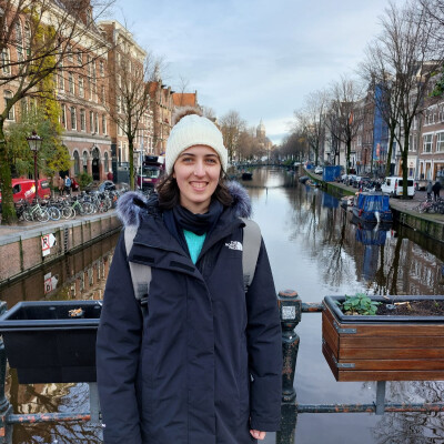 Isabela zoekt een Kamer / Appartement / Huurwoning / Studio / Woonboot in Amsterdam