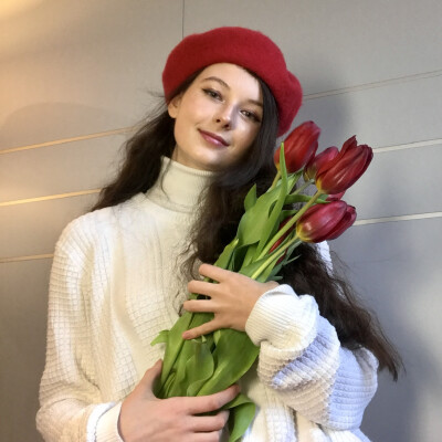 Milena zoekt een Kamer / Studio in Amsterdam
